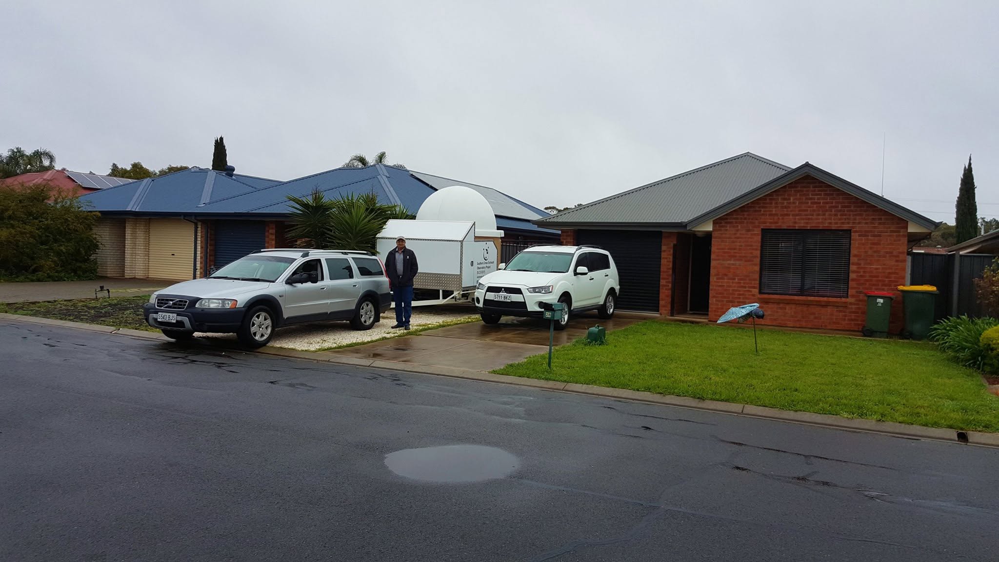 Not the most encouraging weather to take Australia's first mobile observatory for its first public outreach run. Aug 2016