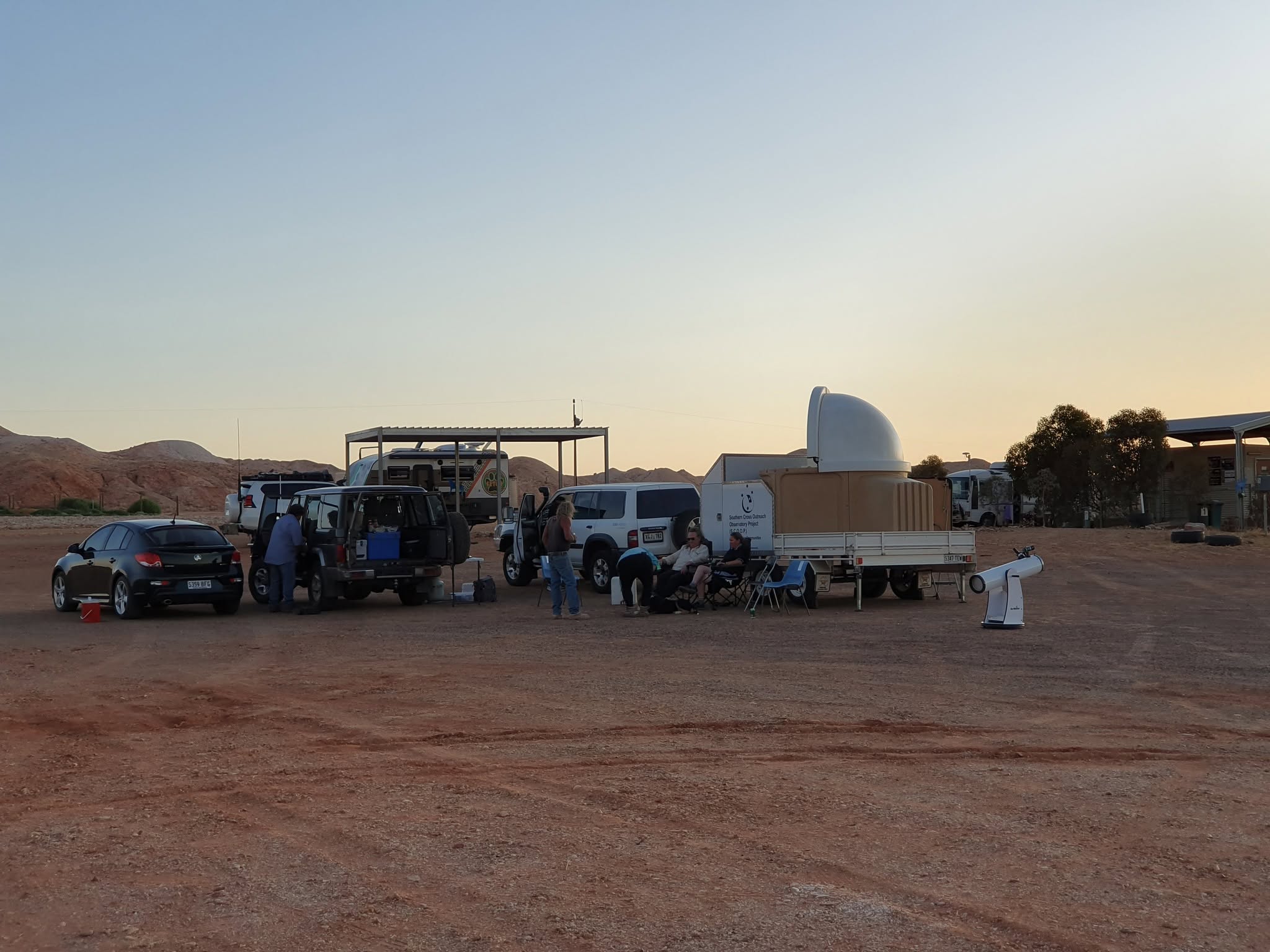 Setting up at the caravan park of Andamooka; a remote opal mining town in SA. This was our third public outreach at Andamooka.